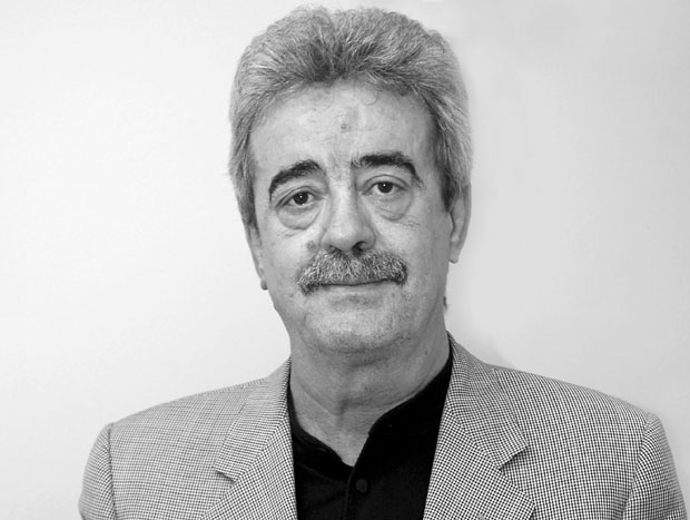 МОМО JE ПОЖУРИО БОШКУ У ЗАГРЉАЈ: Момир Булатовић стоички носио бол и тугу за својим покојним сином